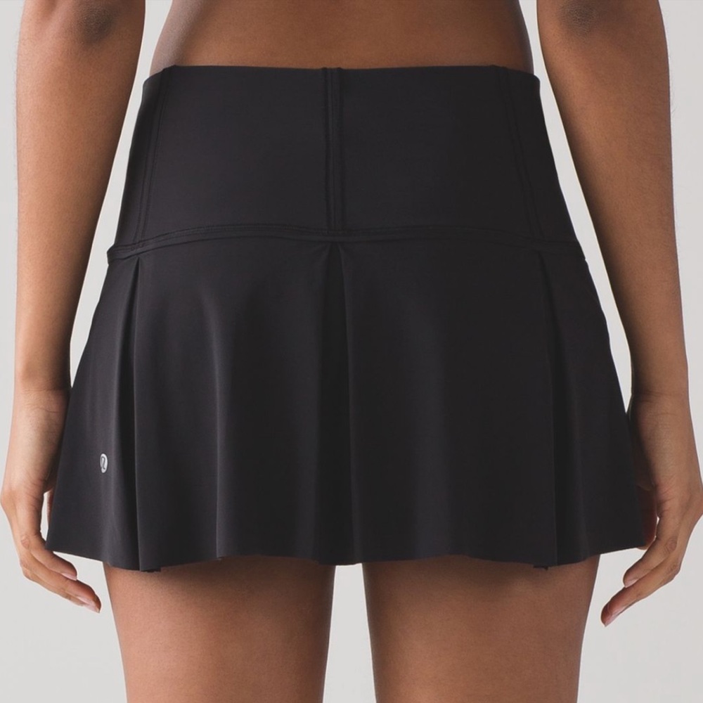 LuluLemon 🍋 Lost in Pace Skirt - Tall - Black 🖤 - Picture 2 of 5